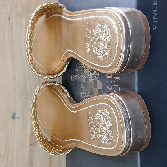 Vince Camuto Meren Woven Metallic Sandals In Gold 7.5M - Picture 4 of 8